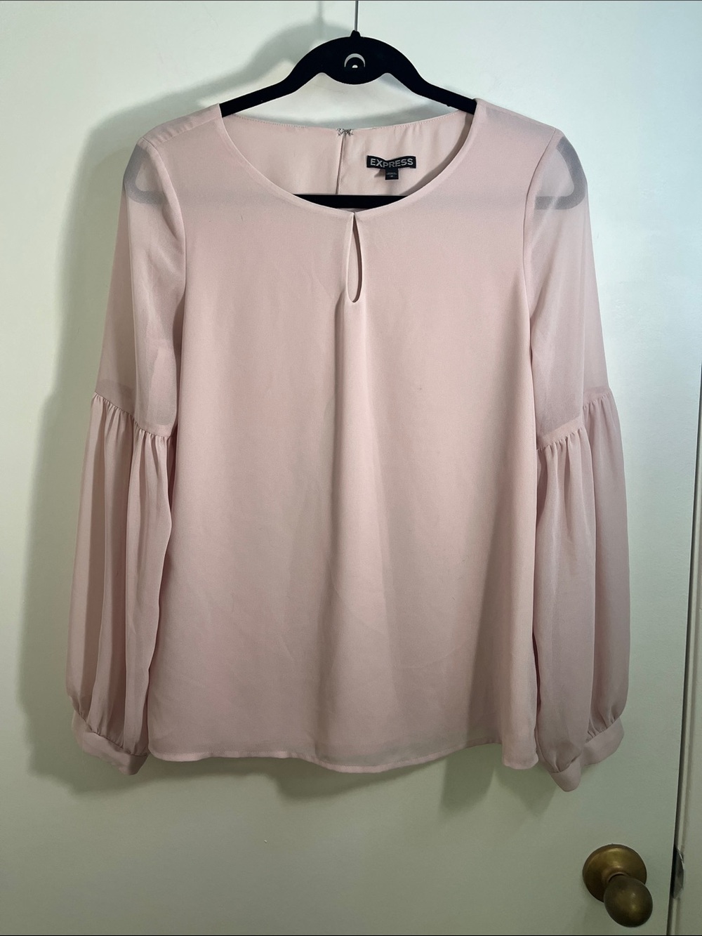 Express Light Pink Keyhole Long Sheer Puff Sleeve Blouse Medium Lined Feminine